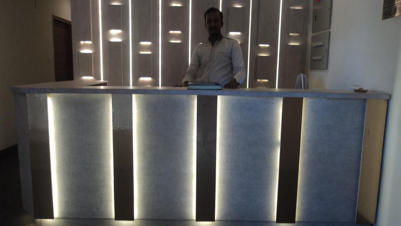 Hotel Shree Krishna Paradise Nová Bombaj Exteriér fotografie