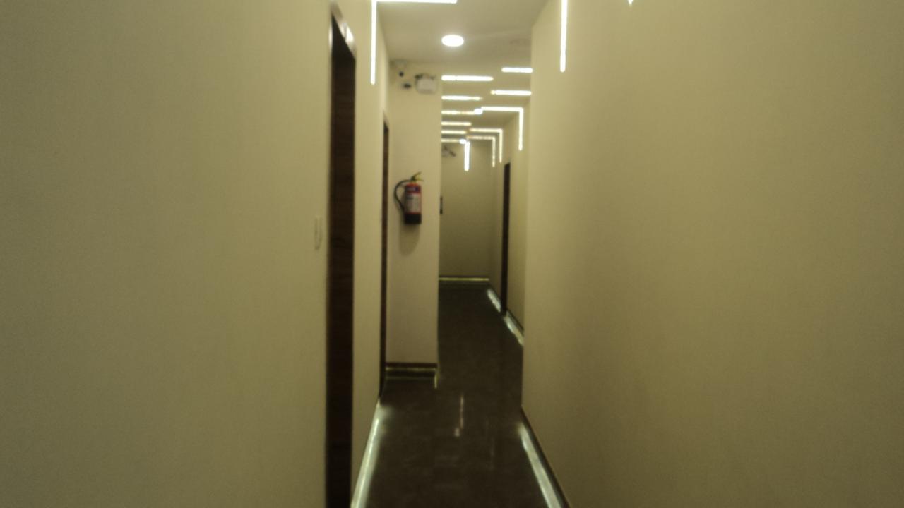 Hotel Shree Krishna Paradise Nová Bombaj Exteriér fotografie